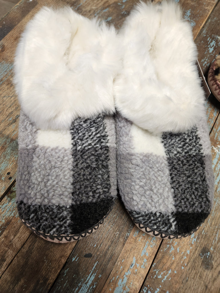 DOORBUSTER Buffalo Check & Fur Slippers (L/XL Sizes 8-10)