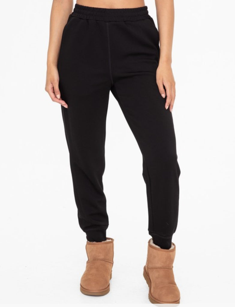 Elevated Contrast Seam Joggers (Black)